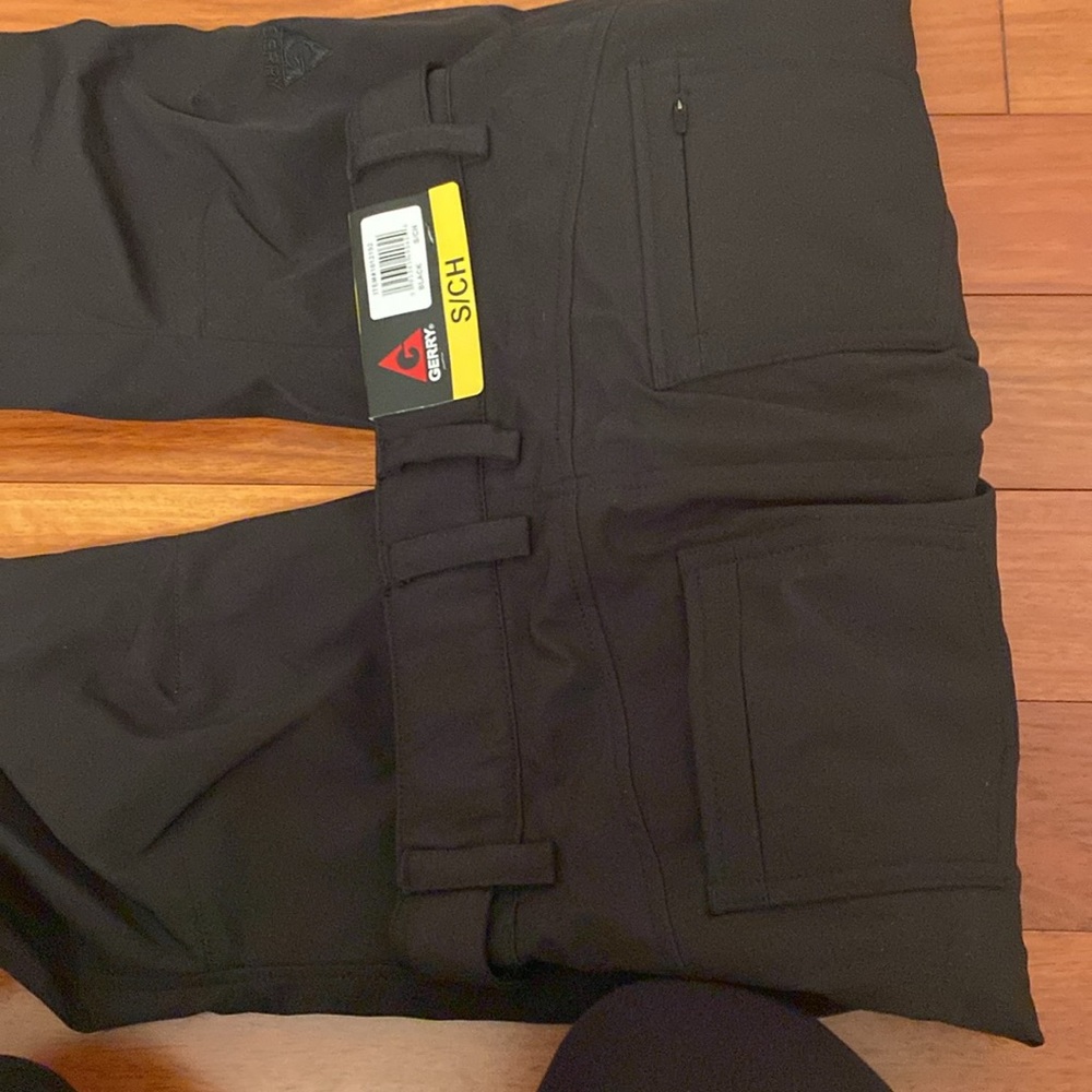 Gerry ladies stretchy snow pants, size small - Picture 7 of 8